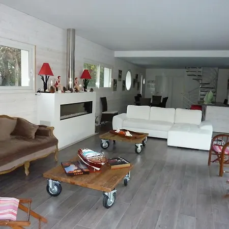 Spacieuse Villa, Ensoleillee, Piscine Chauffee A Le Moulleau Villa *