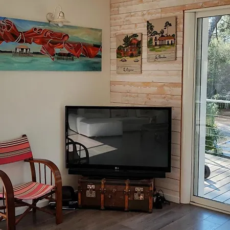 Spacieuse Villa, Ensoleillee, Piscine Chauffee A Le Moulleau *